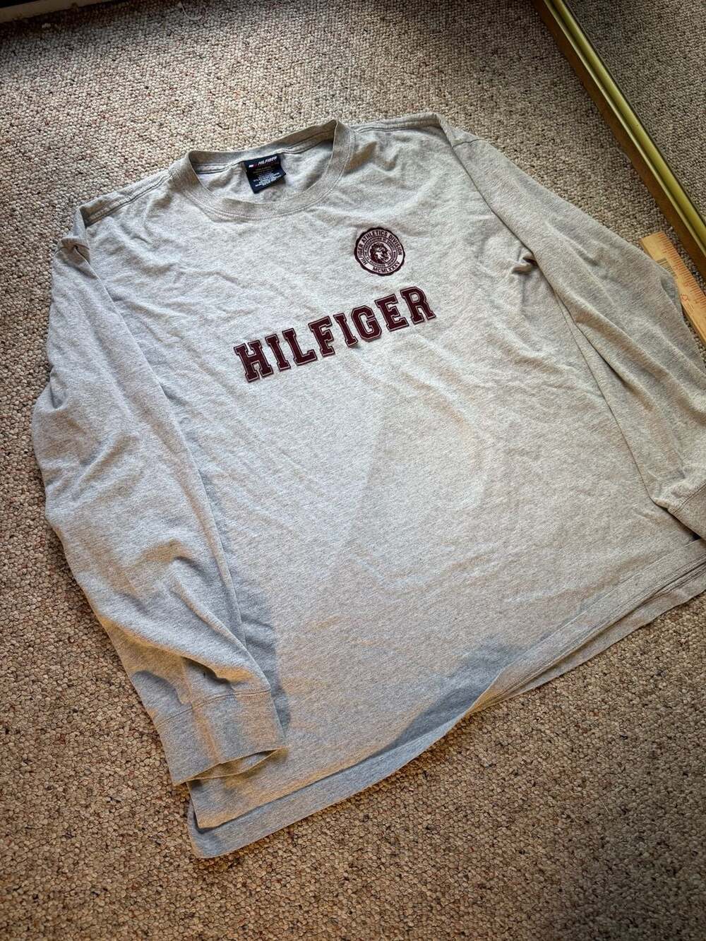 Vintage Tommy Hilfiger Athletics Division Long Sleeve Graphic T-Shirt‎ Grey XL